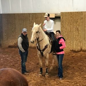 Meet your Posher, Kelly